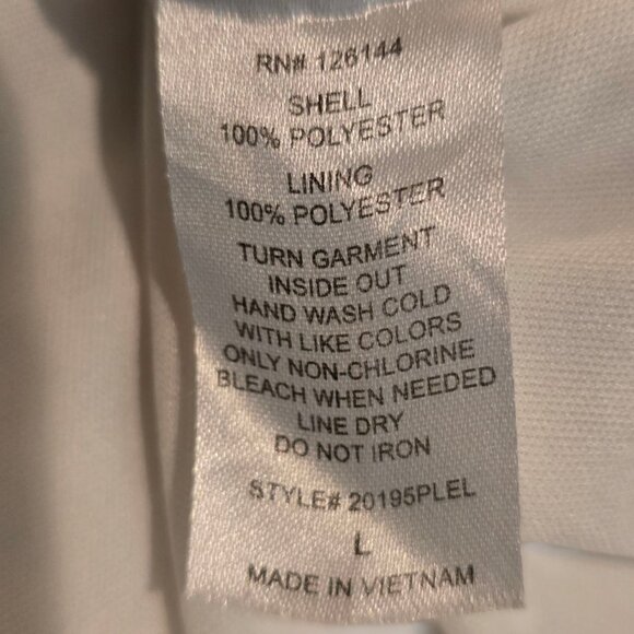 Onyx Apparel Blouse Shirt Top Crochet Cream and Black Bell Sleeve Size L - Picture 9 of 10